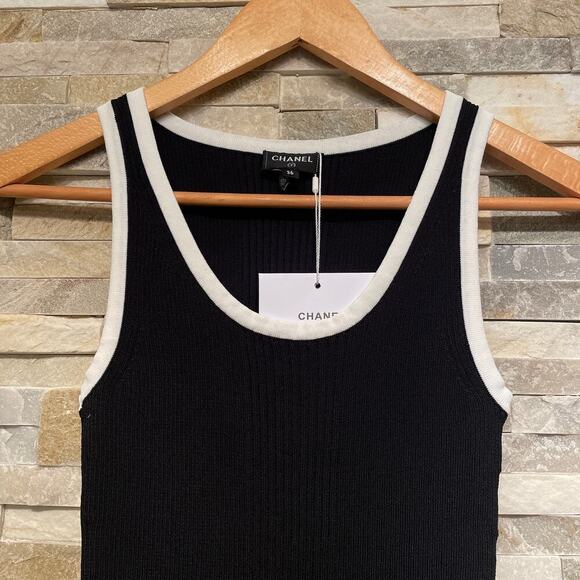 Chanel 22B Knit Sleeveless Top Vest | Black White CC Logo Tank RFID Dust Bag New - Picture 4 of 7